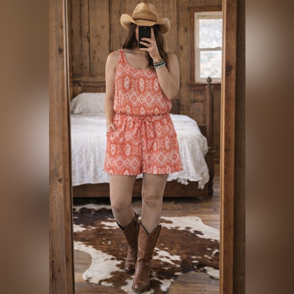 Xhilaration Coral Ikat Romper Sleeveless Elastic Waist Summer Sz M‎ EUC